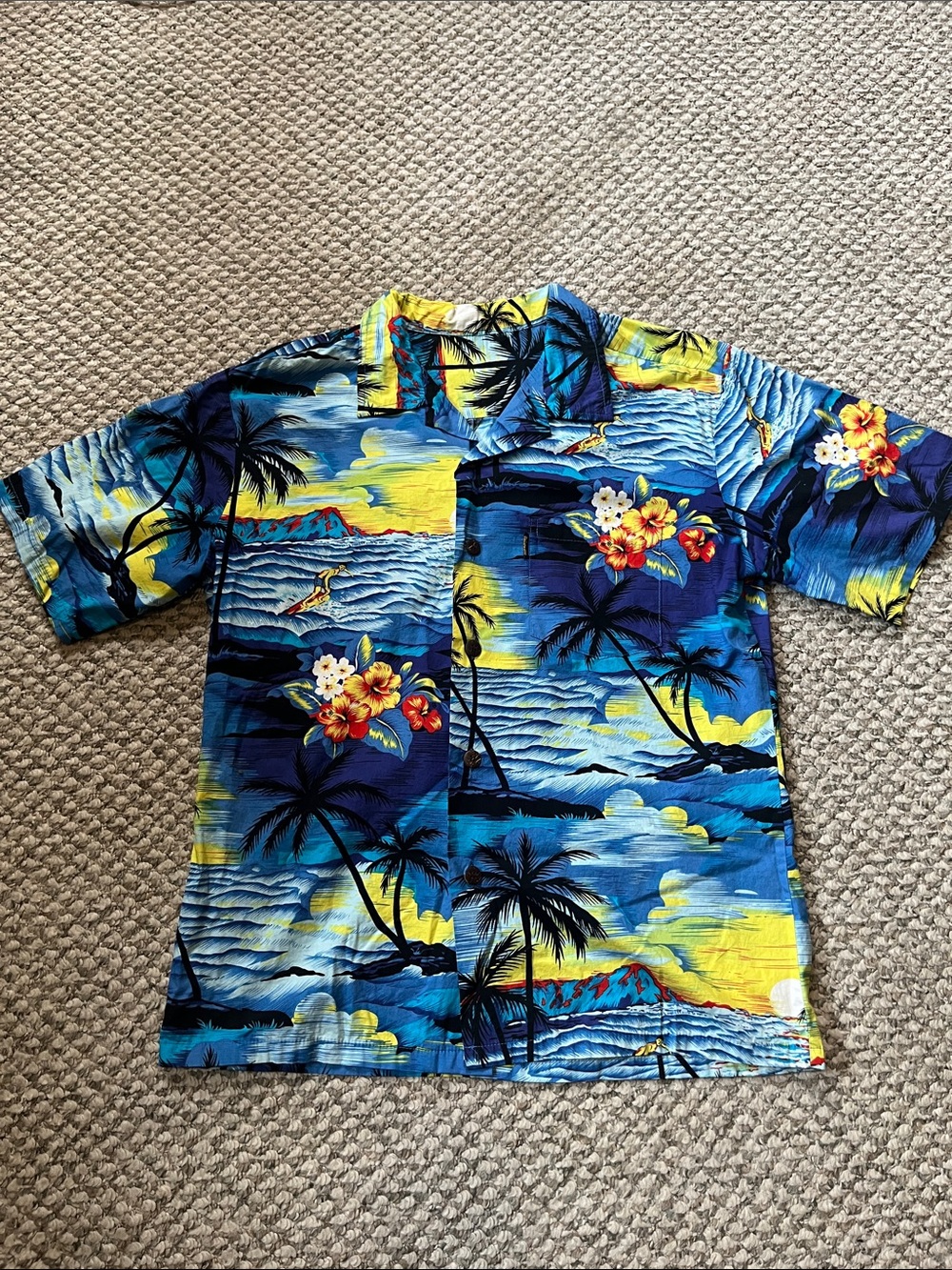 Men’s Tropical Blue Hawaiian Button-Down Shirt